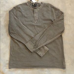 Lucky brand men’s long sleeved shirt. NWT. Large.